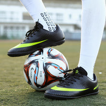 Load image into Gallery viewer, Professional Men Kids Turf Indoor Soccer Shoes Cleats Original Superfly Futsal Football Boots Sneakers Men Chaussure De Foot New